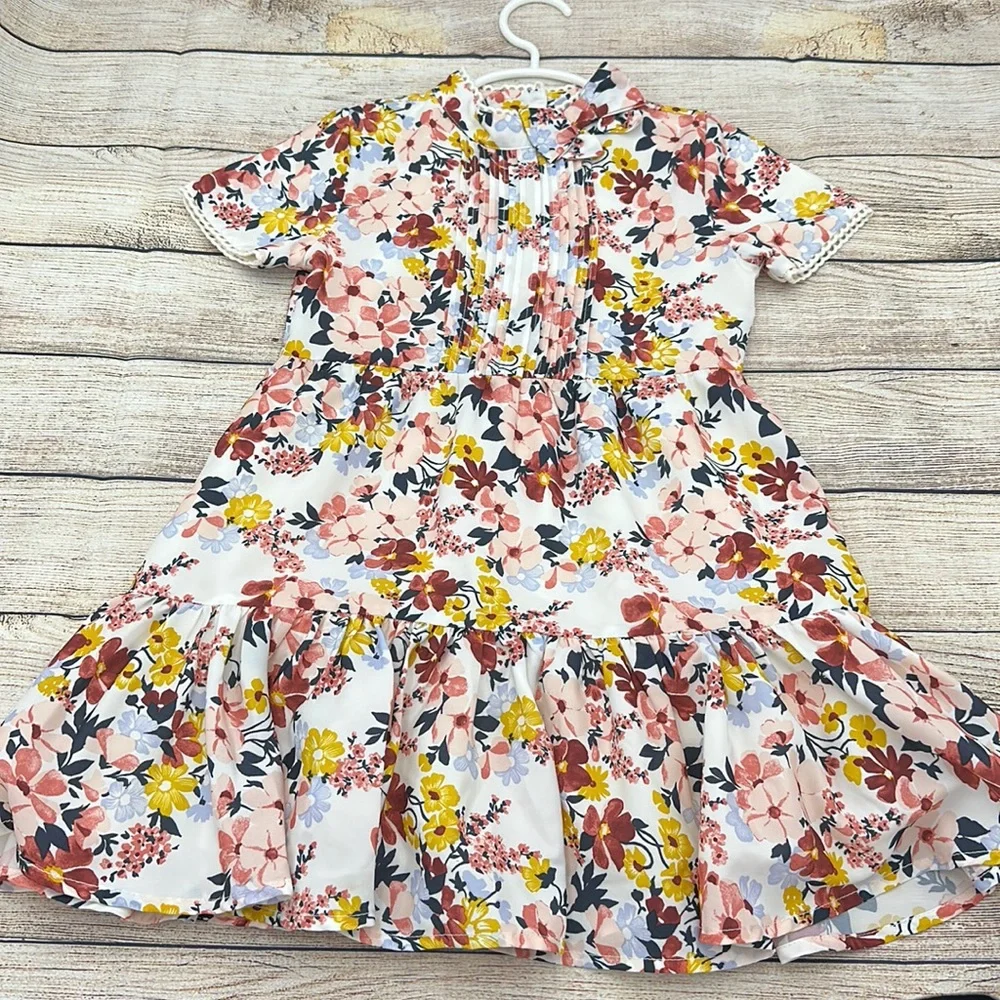 Janie and Jack Floral Dress, Button up back, Bow at neck, Lined, Size 5